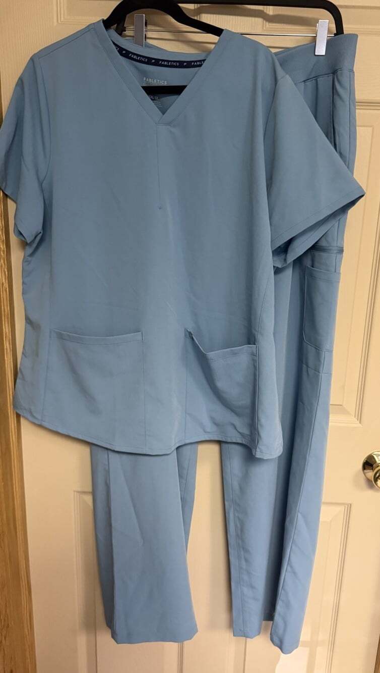 Fabletics Scrubs Medical 2 Pc for Women Color Blue XXL Pants XXL Shirt